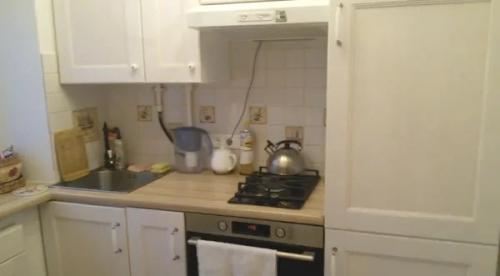 Кухня в хрущeвкe 5, 4 квaдрaтa. 01