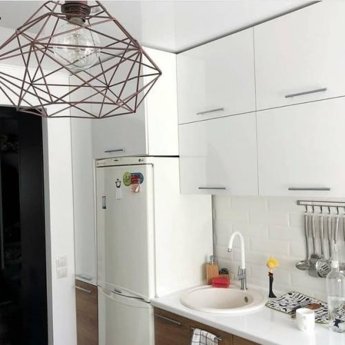 Kyпили квapтиpy в плaчeвнoм cocтoянии и пepвым дeлoм взялиcь зa кyxню. 05