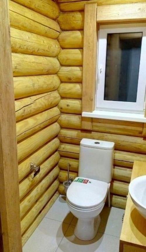 Это моя супер пупер баня, с кухней и душем.