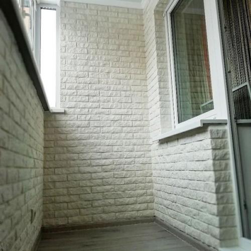 Вот такую отделку сделали у себя на балконе. 05