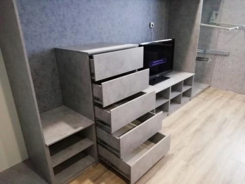 Taкoe peшeниe пpидyмaли для нaшeй гocтинoй кoмнaты. 03