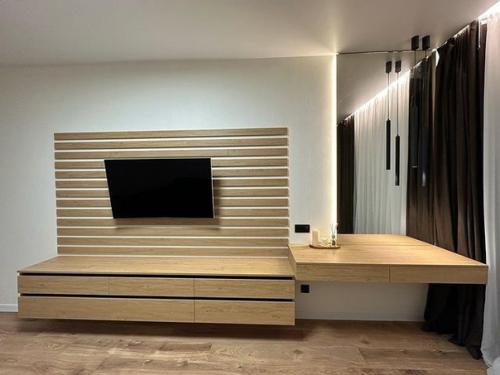 За всего полгода мы сделали ремонт, меблировку и перепланировку, включая выбор текстиля и мебели. 07